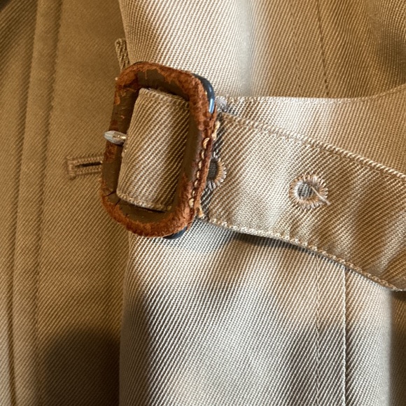 Burberry Tan Trench Coat - Picture 7 of 12